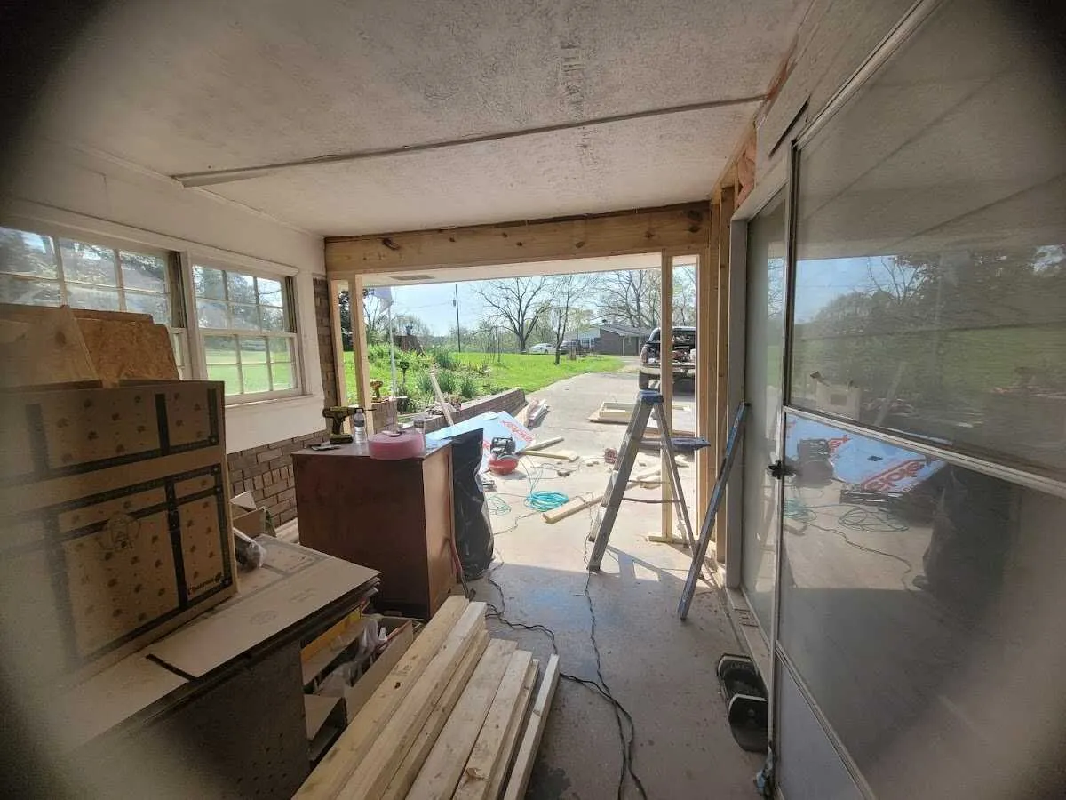 Air movers and dehumidifier for Water Mitigation Services in Edison